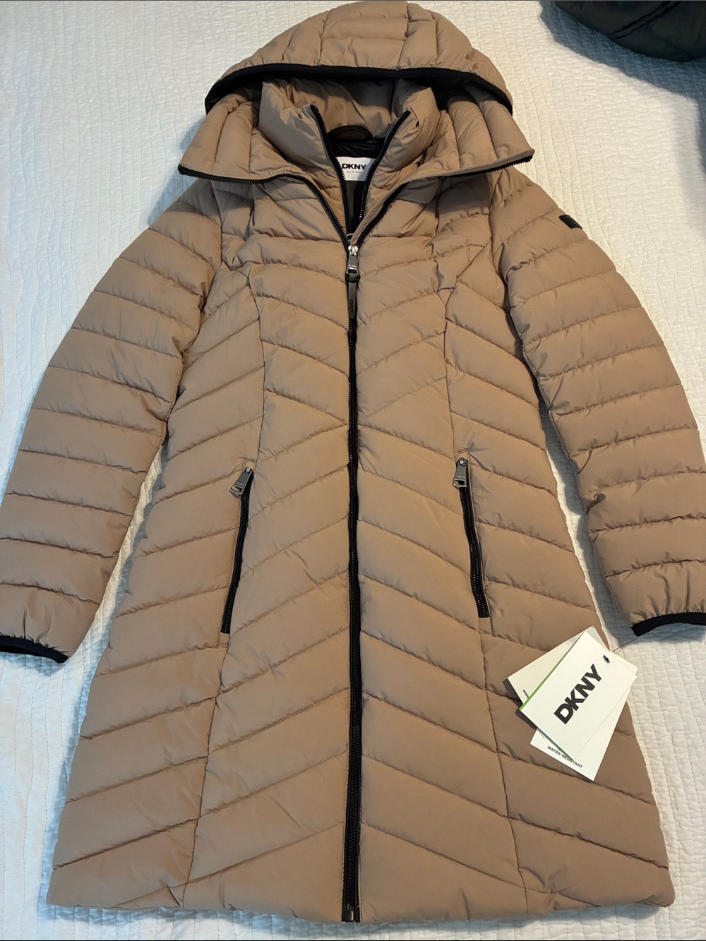 NWT DKNY Tan Quilted Hooded Long Puffer Coat Sz XS